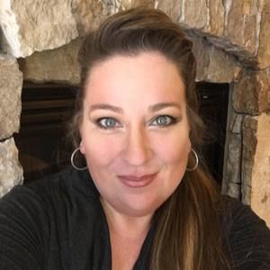 Meet your Posher, Carolyn